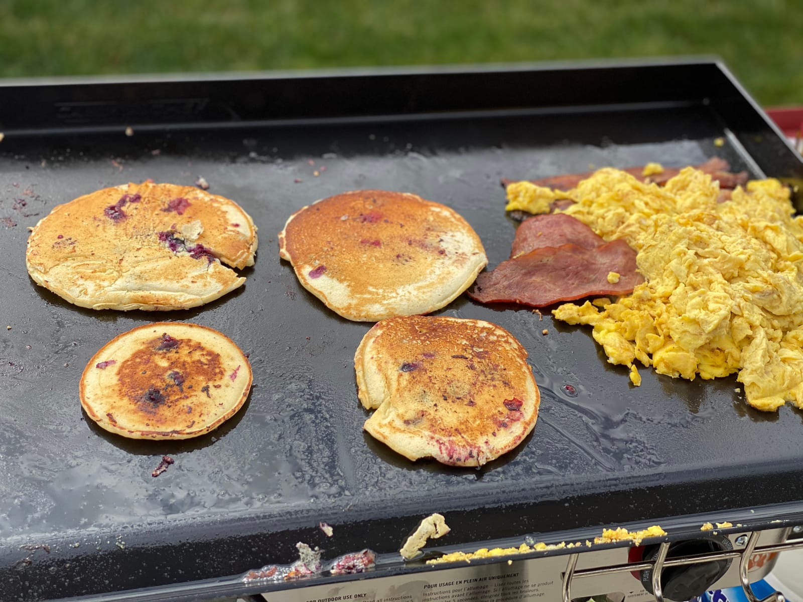 Camp Chef Griddle 16-3-Burner Flat Top Steel Griddle, 592 Sq In customer photo 1