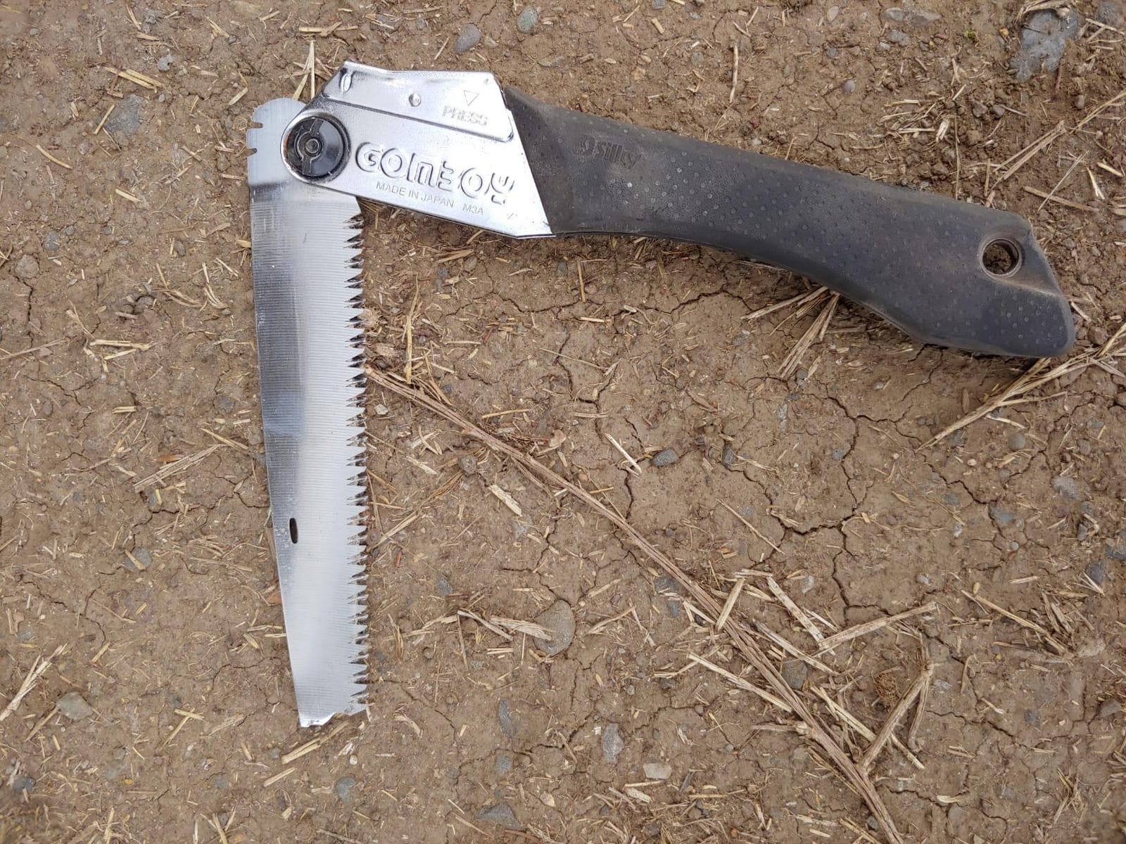 Silky GomBoy Professional Folding Saw 210mm Medium Teeth (121-21) customer photo 2