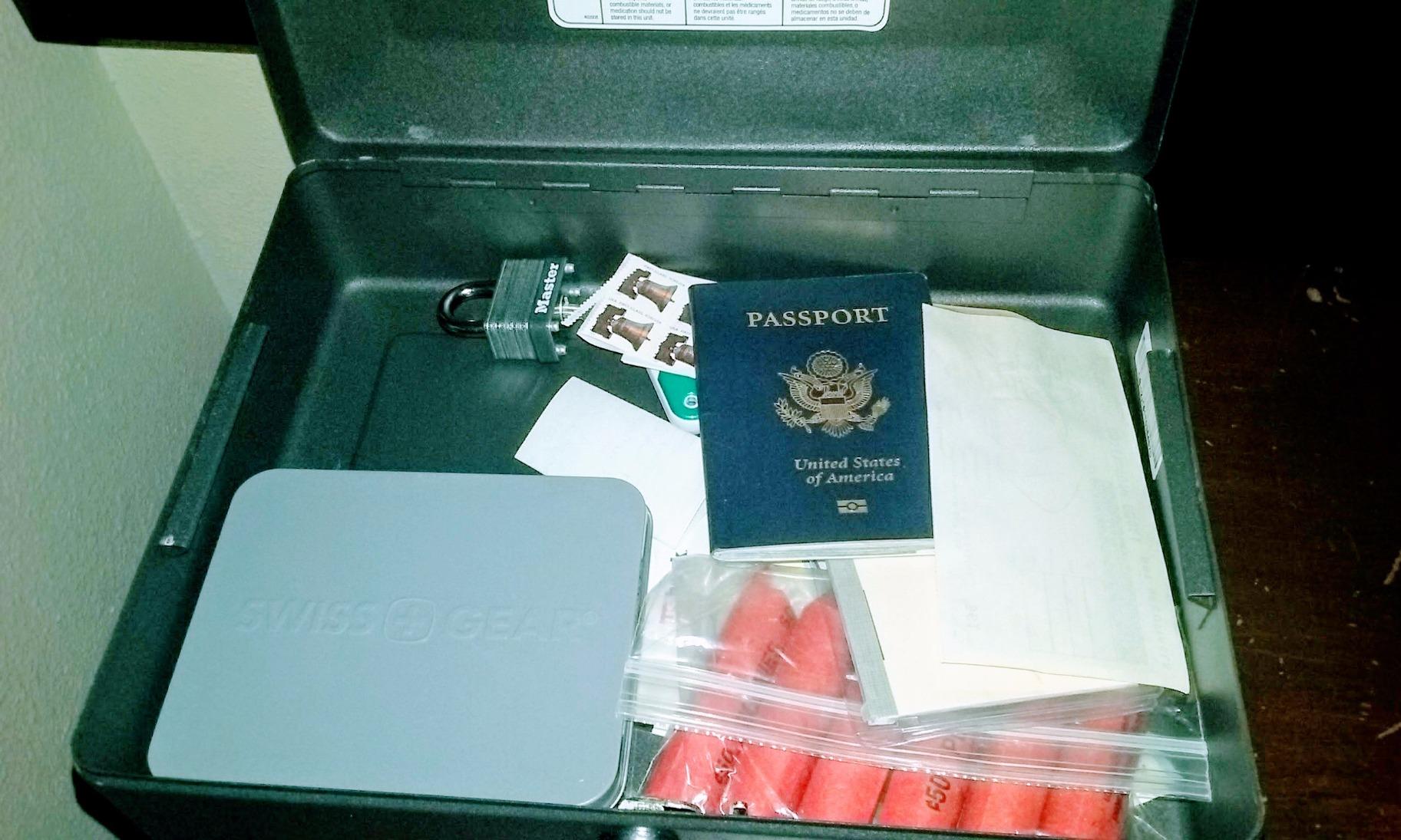 SentrySafe Black Money Saving Box with Cash Tray and Key Lock, Portable Safe Box with Carrying Handle, 0.21 Cubic Feet, 3.75 x 12 x 9.3 Inches, CB-12 customer photo 1