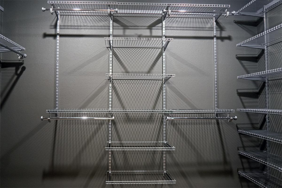 Rubbermaid Configurations Deluxe Custom Closet Kit 4-8Ft. Adjustable Metal Wire Shelving White Finish Expandable Organization System Hardware Included for Home Closet/Pantry/Laundry/Mudroom customer photo 1