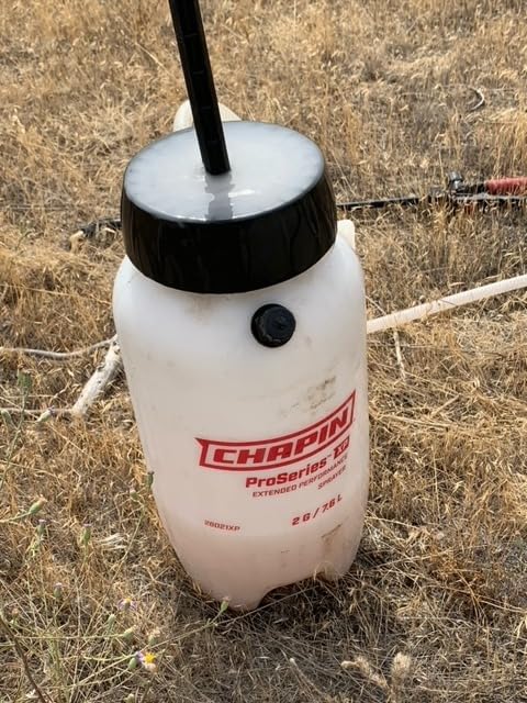 CHAPIN 26021XP ProSeries 2-Gallon Heavy-Duty Compression Sprayer customer photo 1