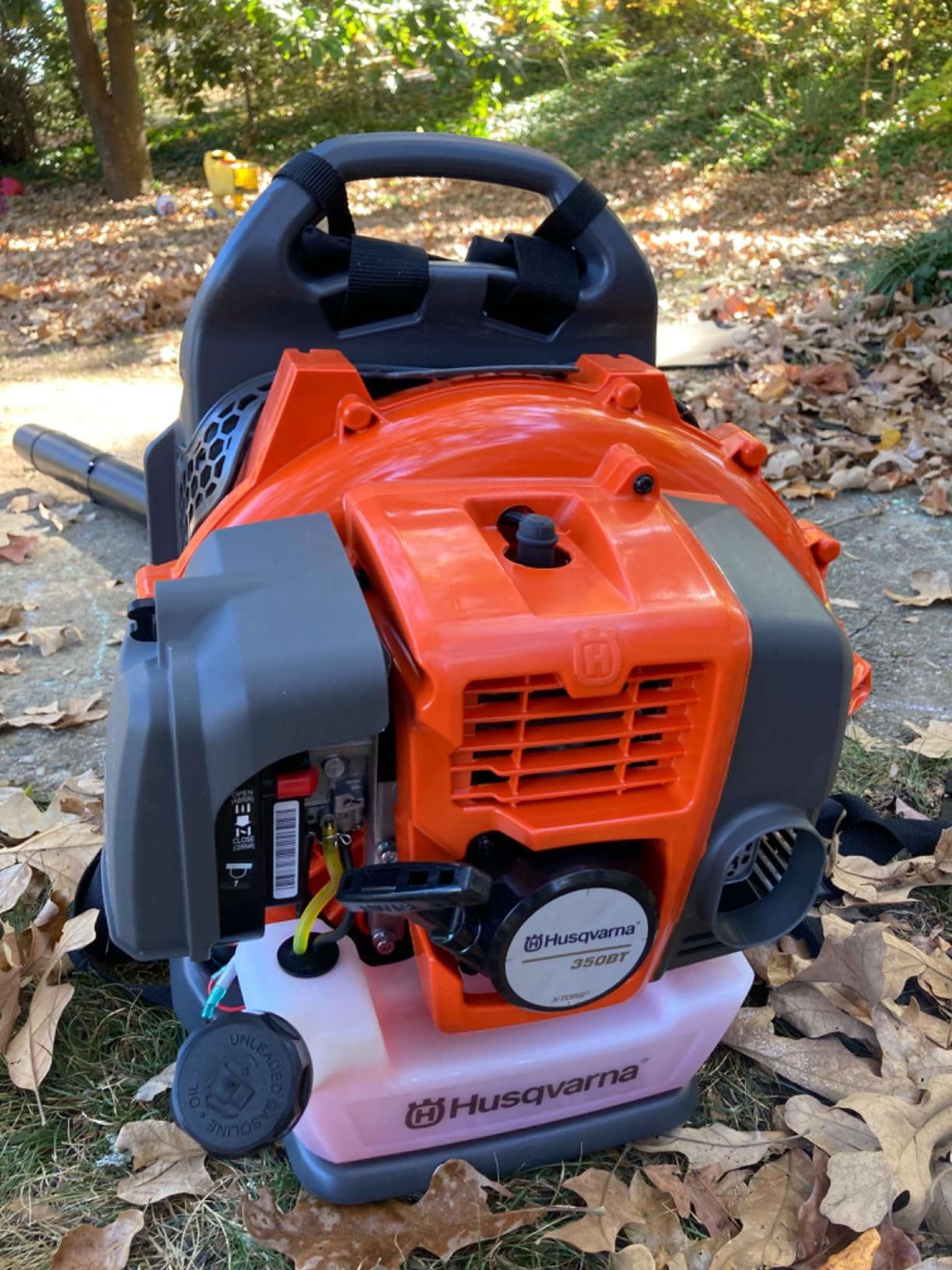 Husqvarna 350BT Gas Leaf Blower, 50.2-cc 2.1-HP 2-Cycle Backpack Leaf Blower with 692-CFM, 180-MPH, 21-N Powerful Clearing Performance and Ergonomic Harness System, Gifts for dad customer photo 2