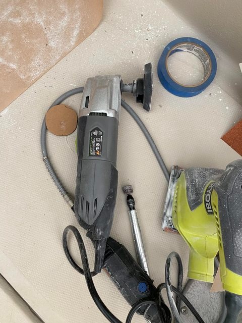 Genesis GMT15A 1.6 Amp Multi-Purpose Oscillating Tool and 19-Piece Universal Hook-And-Loop Accessory Kit with Storage Box customer photo 2