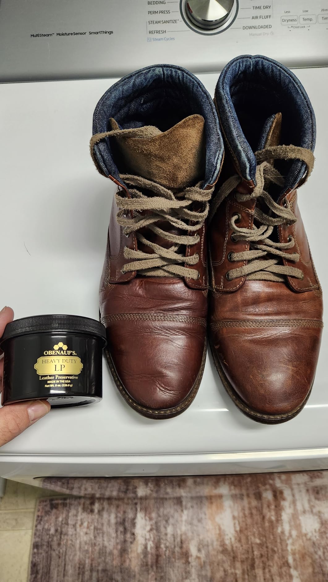 Obenauf's Heavy Duty LP Leather Preservative (4oz)- All Natural Beeswax Oil Conditioner- Rejuvenate Restore & Preserve Sunfaded or Cracked Boots Jackets Saddles Car Auto Upholstery Furniture- USA Made customer photo 1