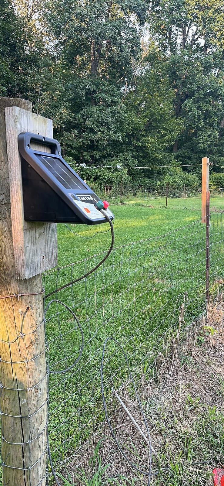 Zareba Solar Electric Fence Charger, 5 Mile Range Low Impedance Energizer customer photo 2