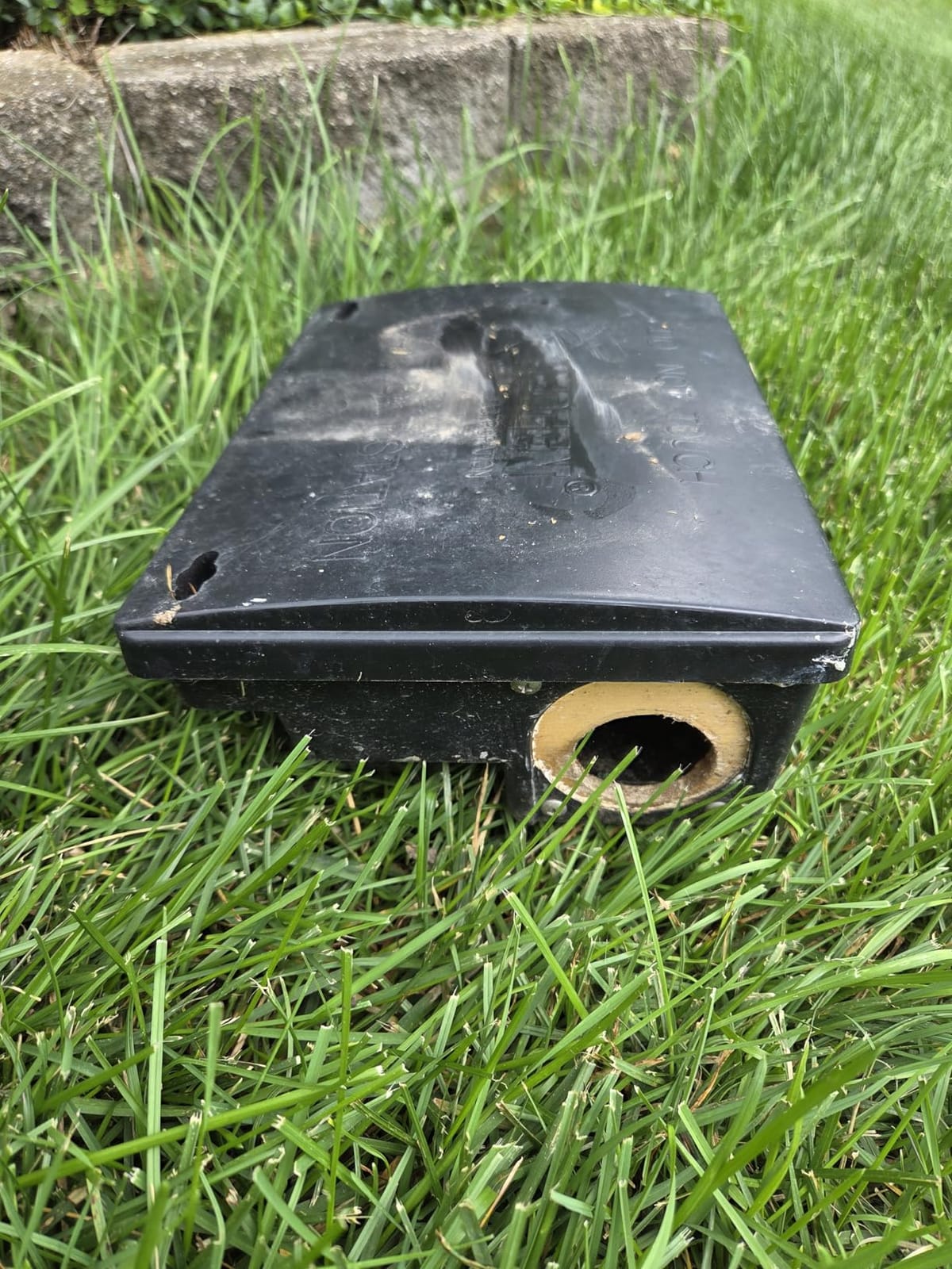 Neogen 000550 Rodent Bait Station, Black customer photo 2
