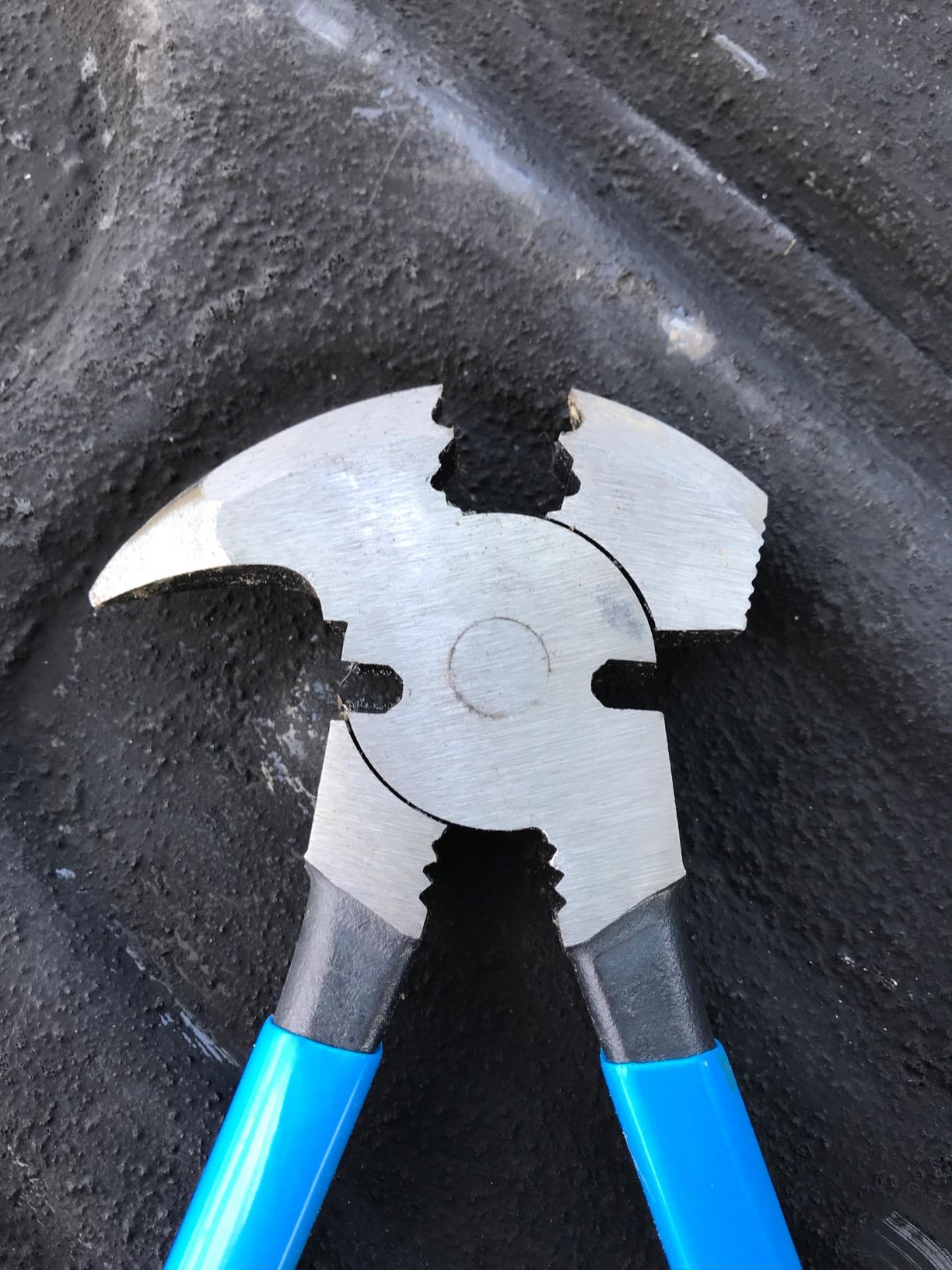 Channellock Fence Tool Pliers 85 - Heavy Duty Slip-Joint Pliers - 10.5