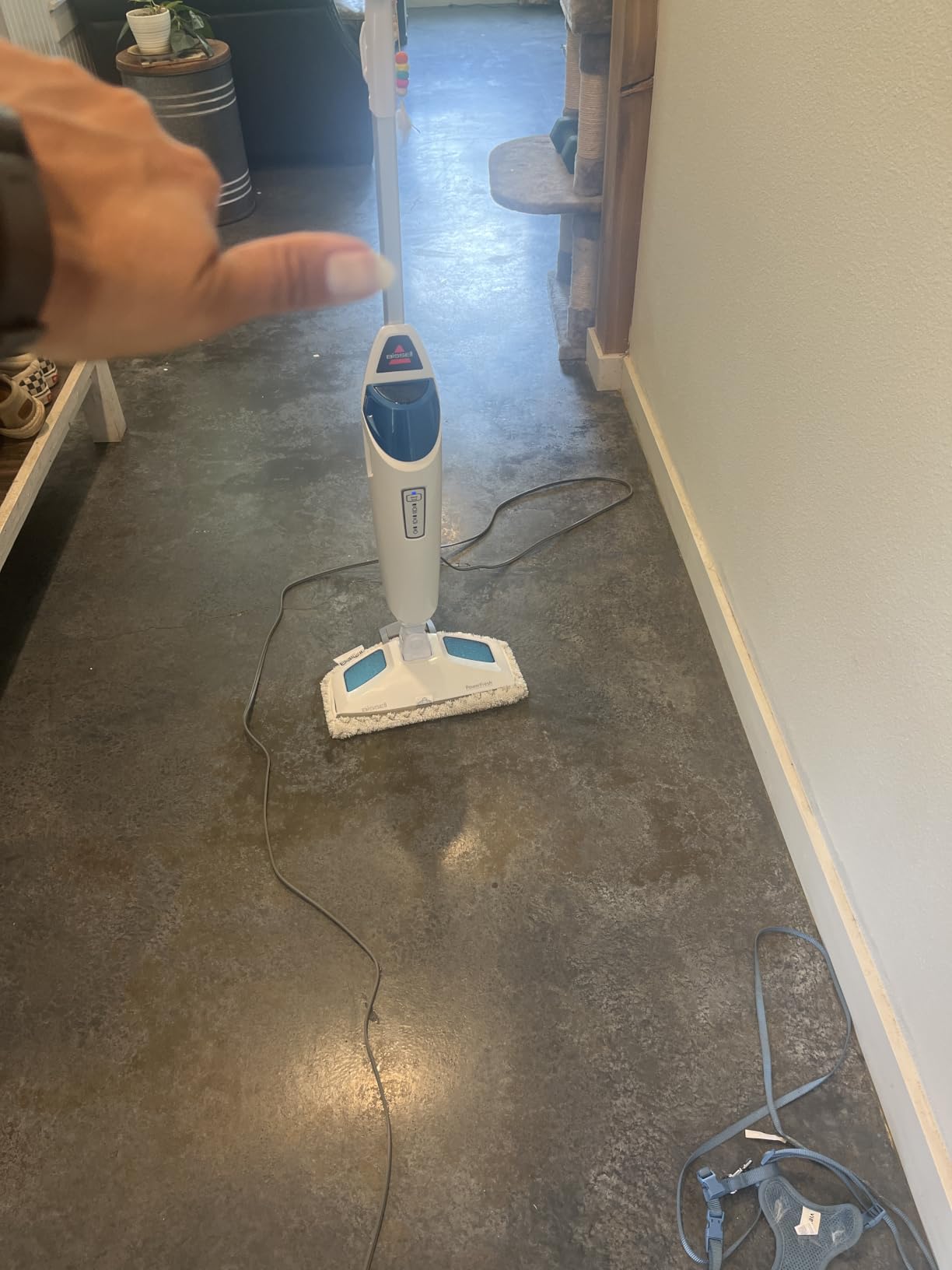 BISSELL Steam Mop 1940A PowerFresh Floor Steam Cleaner for Hard Wood & Tile with Natural Sanitization, Easy Scrubber, Variable Steam, 12” Cleaning Path customer photo 1