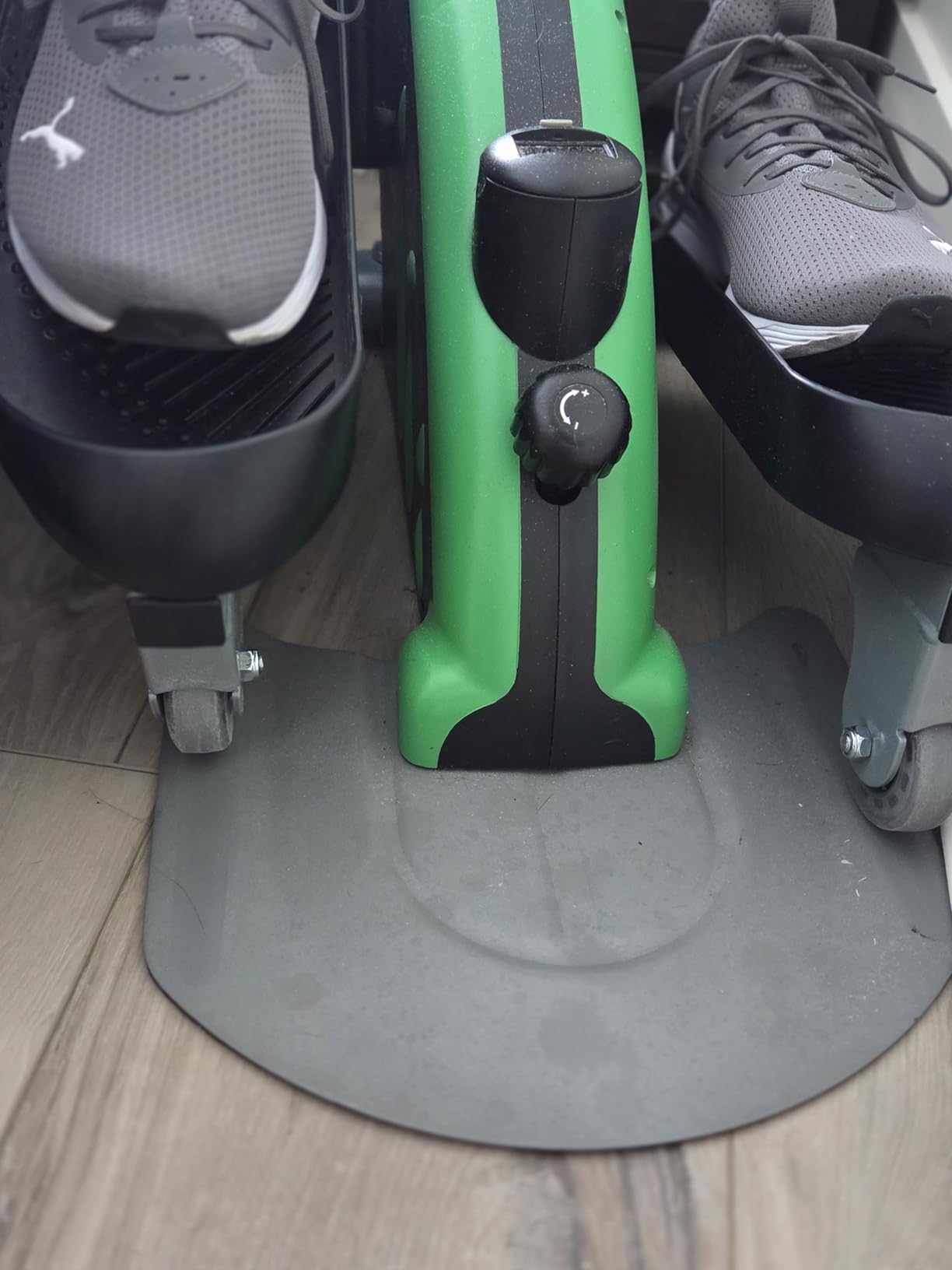 Stamina InMotion E1000 Compact Lower-Body Strider Elliptical, Orange customer photo 1