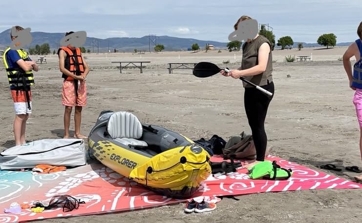 Intex 68307EP Explorer K2 Inflatable Kayak Set: Includes Deluxe 86in Aluminum Oars and High-Output Pump – SuperStrong PVC – Adjustable Seats with Backrest – 400lb Weight Capacity customer photo 2