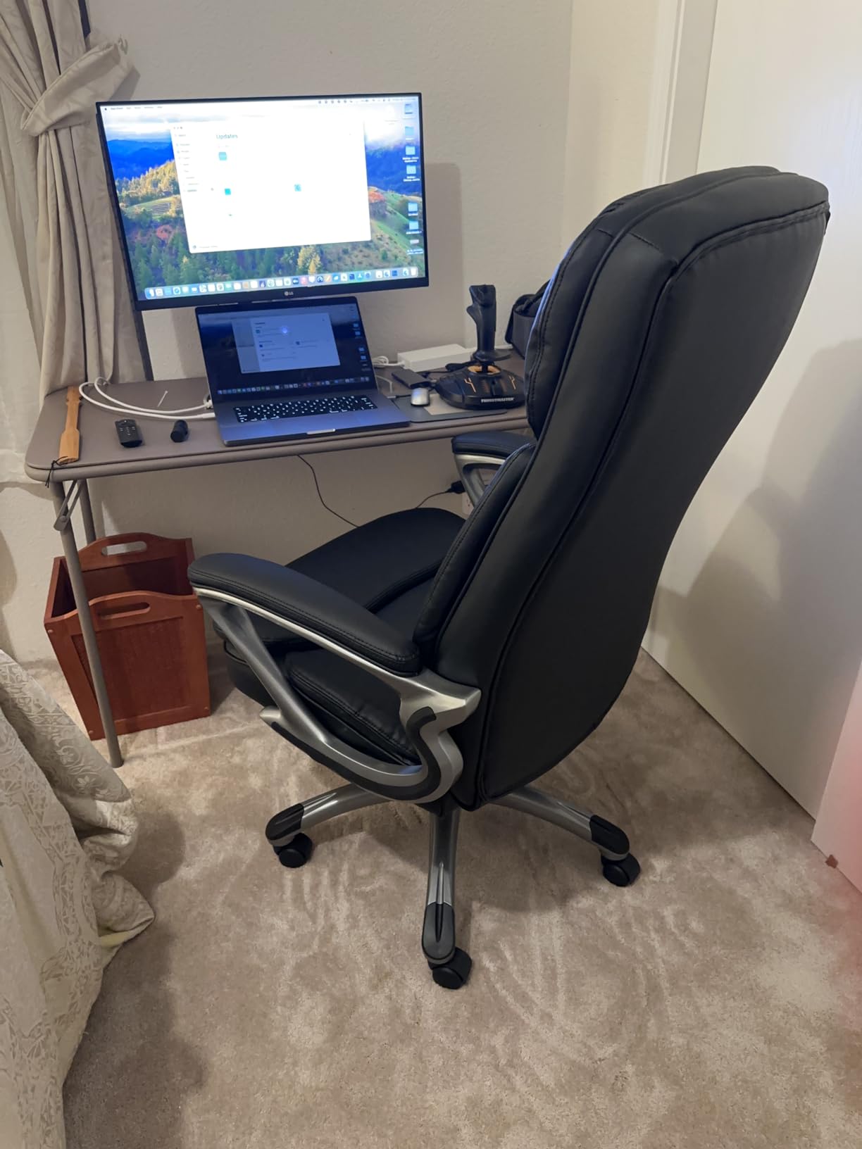 Serta Ergonomic Big and Tall Executive Office Chair Lumbar Support, Leather customer photo 2