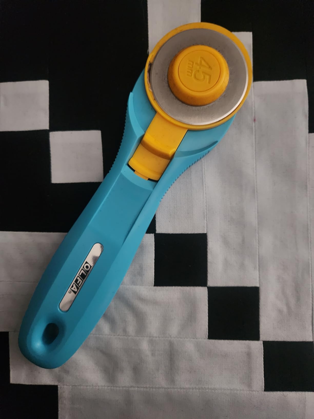 OLFA 45mm Quick-Change Rotary Cutter (RTY-2/C) - Tungsten Blade, Aqua customer photo 1