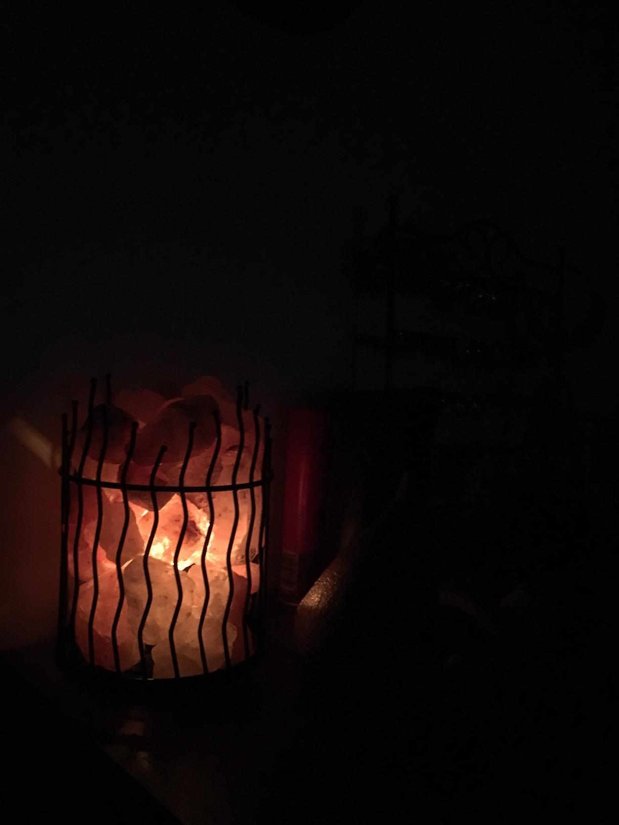 Himalayan Glow Pillar style Salt Basket Lamp with salt chunks, Himalayan Salt lamp with Touch Dimmer Control, Amber Glow, Idle for Home, Offices, and Dorm Decor customer photo 2