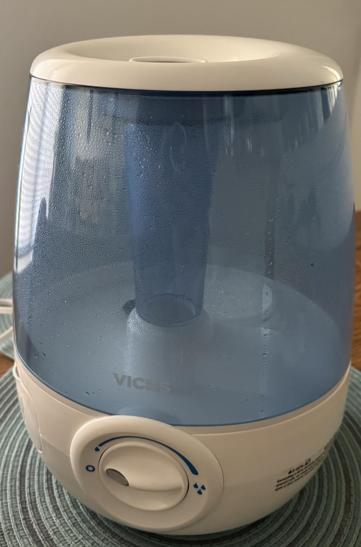 Vicks Filter-Free Ultrasonic Humidifier, Recommended by Pediatricians customer photo 2
