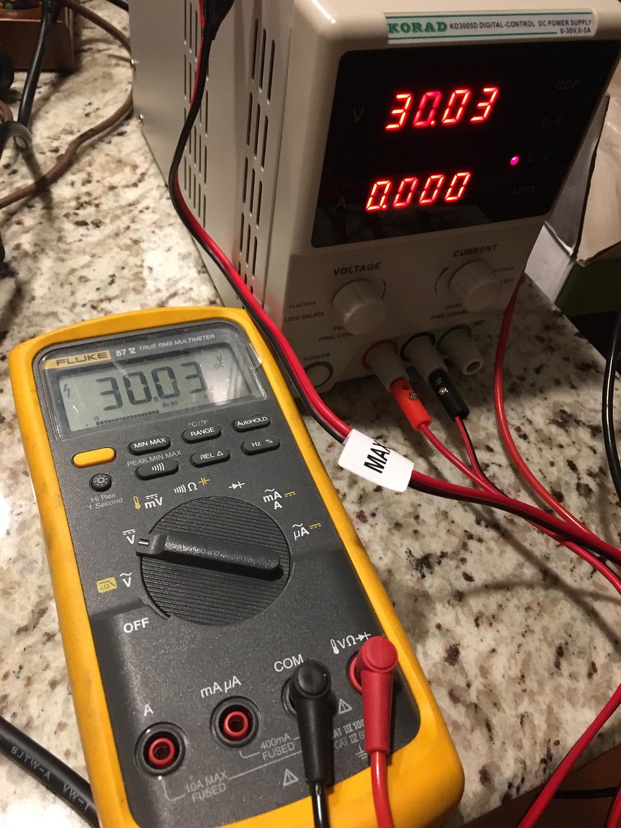 KD3005D - Precision Variable Adjustable 30V, 5A DC Linear Power Supply Digital Regulated Lab Grade… customer photo 1