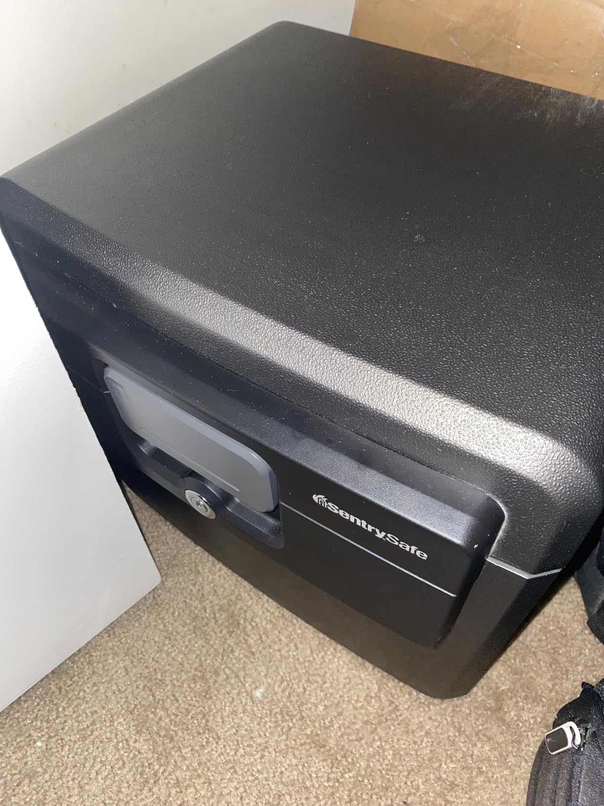 SentrySafe Black Fireproof and Waterproof Safe, File Folder and Document Box with Key Lock, 14.3 x 15.5 x 13.5 inches, HD4100 customer photo 1