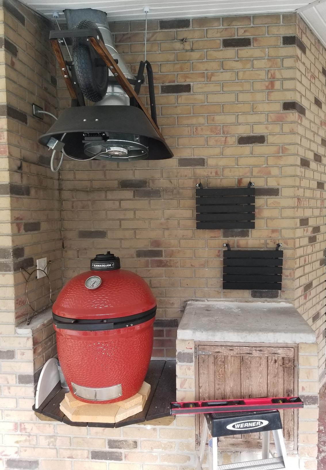 Kamado Joe® Classic Joe™ I Premium 18-inch Ceramic Charcoal Grill and Smoker in Red with Cart, Side Shelves, Grill Gripper, and Ash Tool. 250 Cooking Square Inches, 2 Tier Cooking System, Model KJ23RH customer photo 2