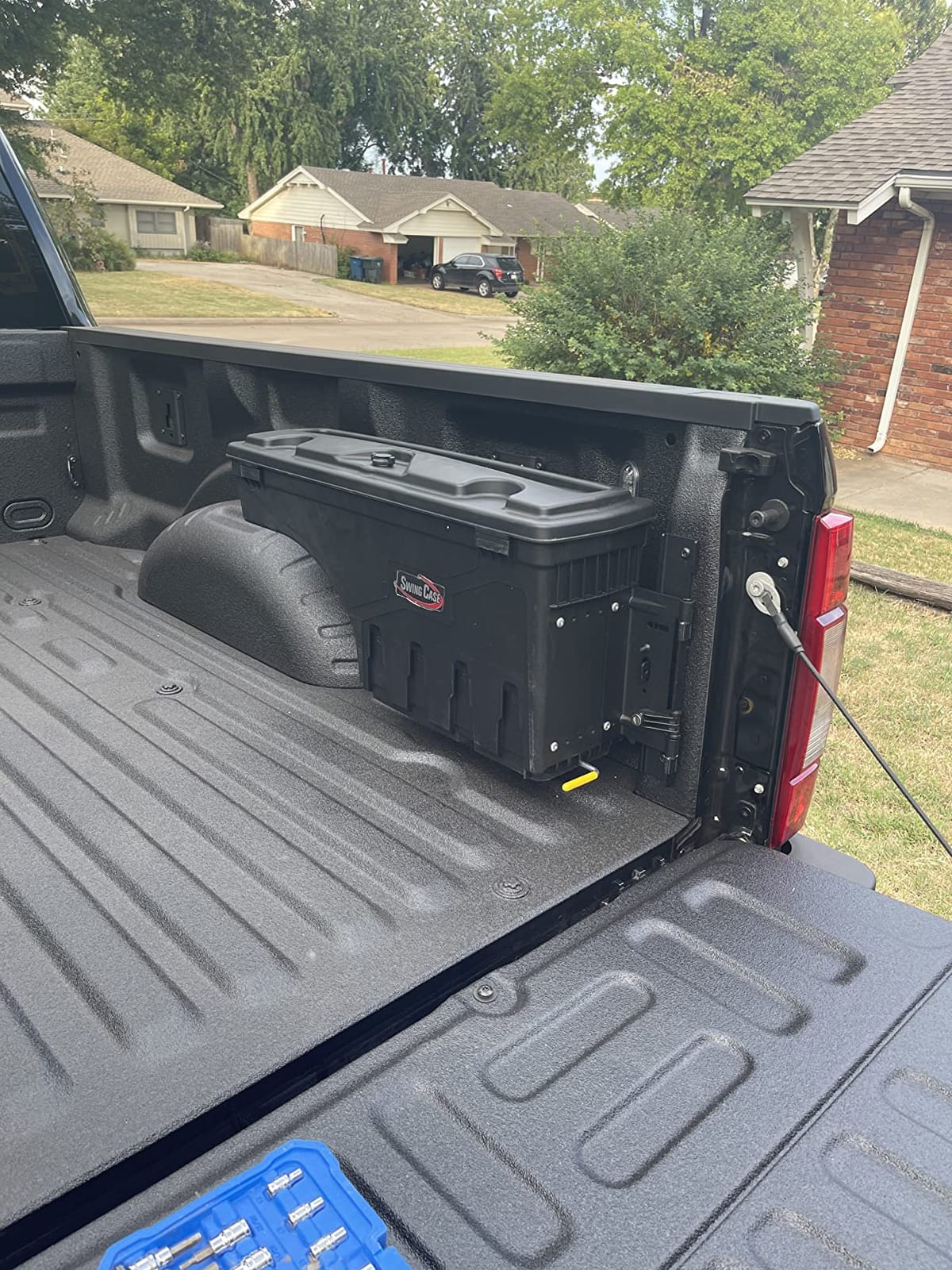 RealTruck UnderCover SwingCase Truck Bed Storage Box | SC205D | Fits 2017 - 2025 Ford F-250/350 Super Duty Drivers Side customer photo 1