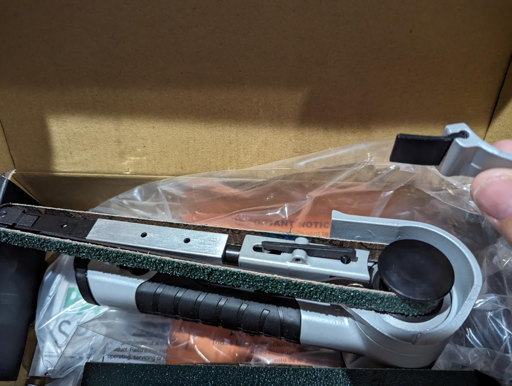 Astro Pneumatic 3037 Air Belt Sander (1/2