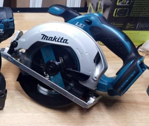 Makita XSS02Z 18V LXT Lithium-Ion Cordless 6-1/2