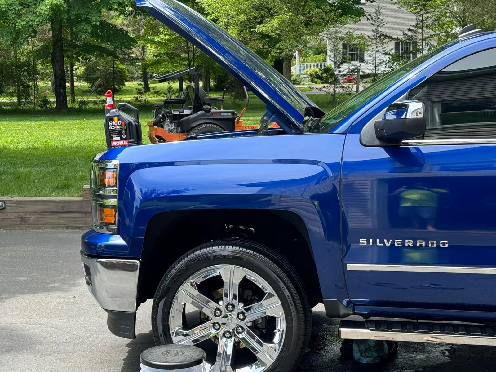 Griot's Garage Black Shine Tire and Trim Coating, Water-Resistant Dressing, Provides a High-Gloss Finish, Rain, and UV Protection, 10938, 15oz customer photo 1
