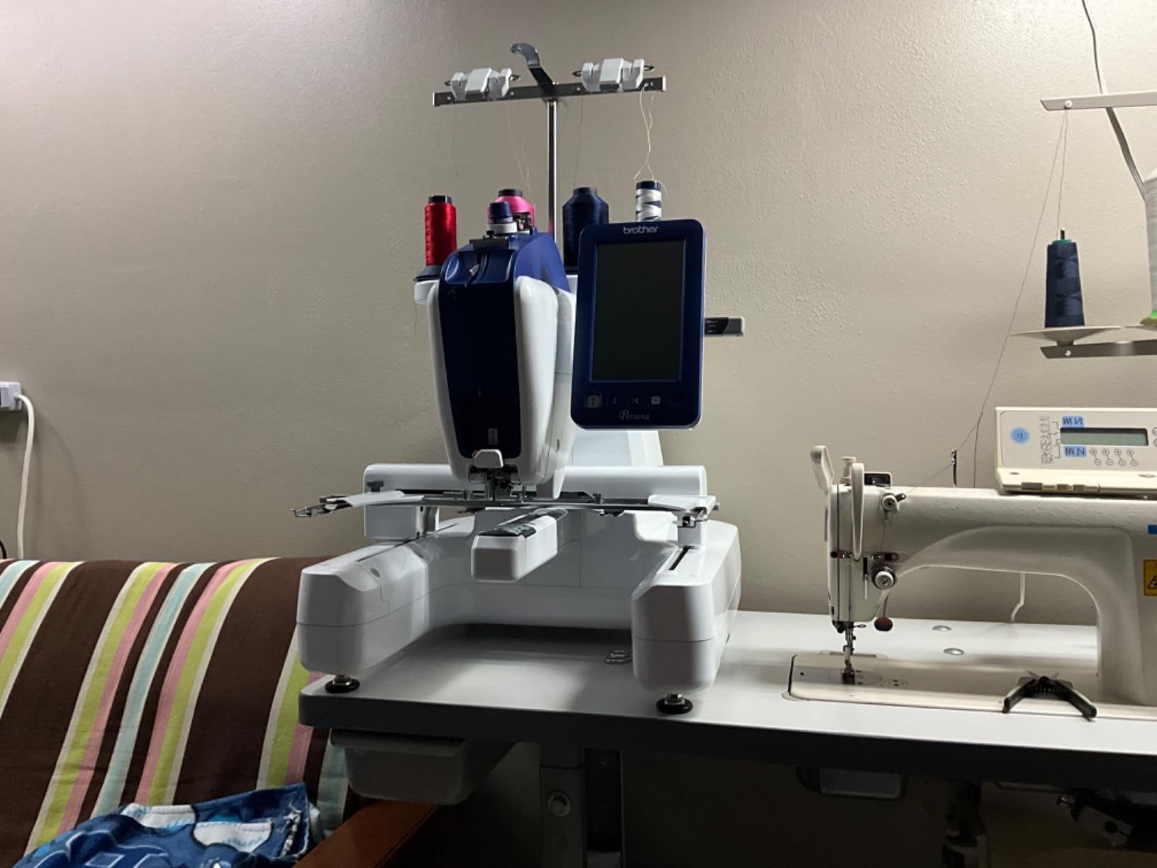 Brother PRS100 Single Needle Embroidery Machine Free Arm customer photo 1