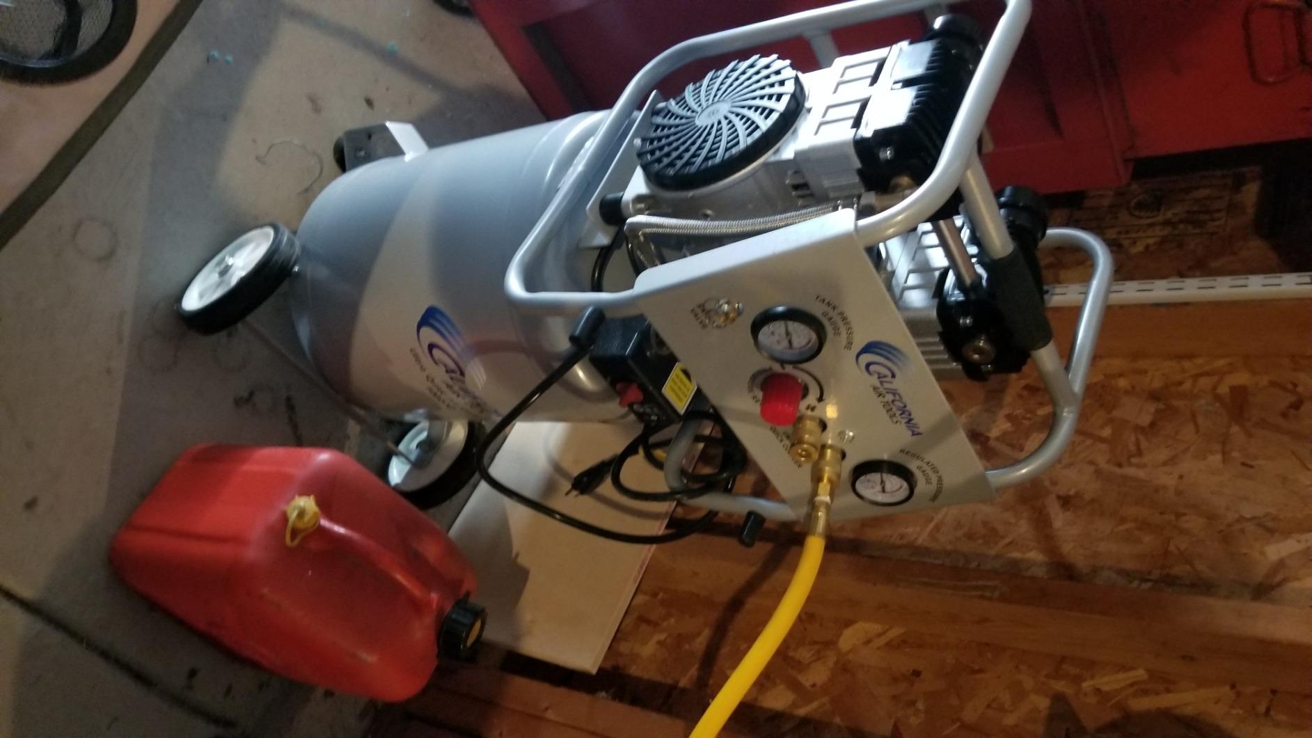 California Air Tools 10020C 2.0 HP Ultra Quiet and Oil-Free Air Compressor, 10 Gallon Steel Tank with Wheels, 70 dBA Noise Level customer photo 1