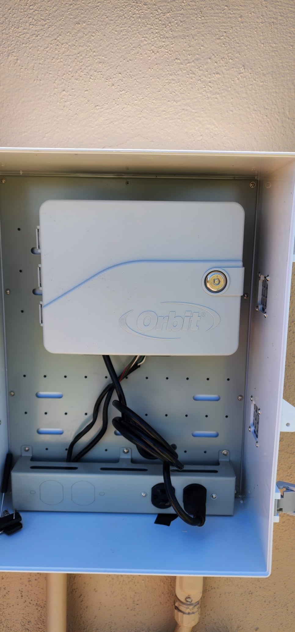 Orbit B-hyve Smart Sprinkler Controller, 6-Zone - 57946 customer photo 2
