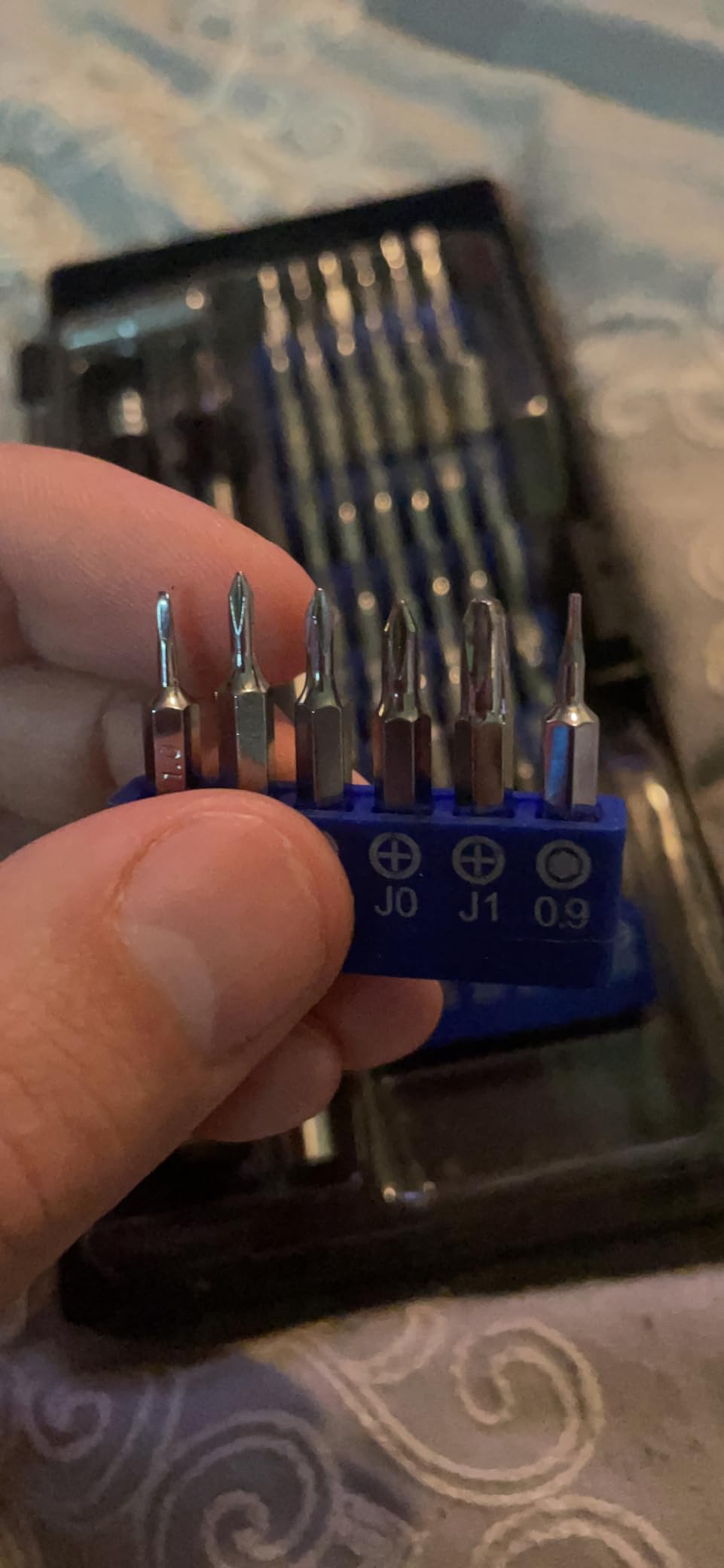 ORIA Precision Screwdriver Set, 61 in 1 Small Screwdriver Set with 57 Precision Bits, Portable Repair Tool Kit, Magnetic Screw Driver Kit with Extension Rod for Smartphone, PC, Watch,Toys, Blue customer photo 2