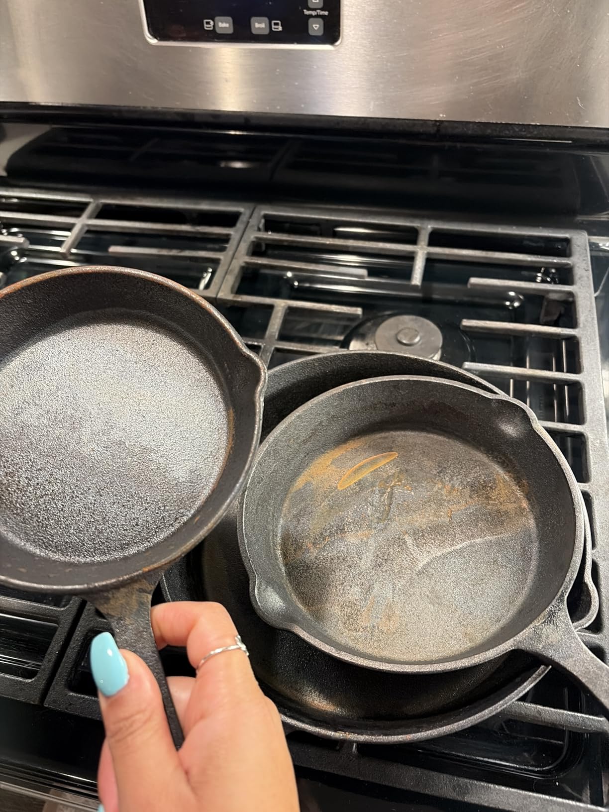 Cast Iron Skillet 3-Piece Set w/Cookbook - Heavy-Duty Professional Restaurant Chef Quality Pre-Seasoned Pan Cookware - 10