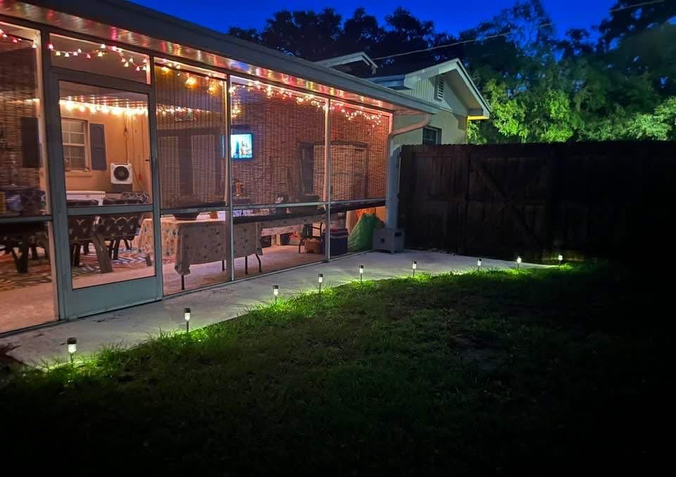 GIGALUMI Outdoor Waterproof Solar Garden Lights, 12 Pack Cold White customer photo 2