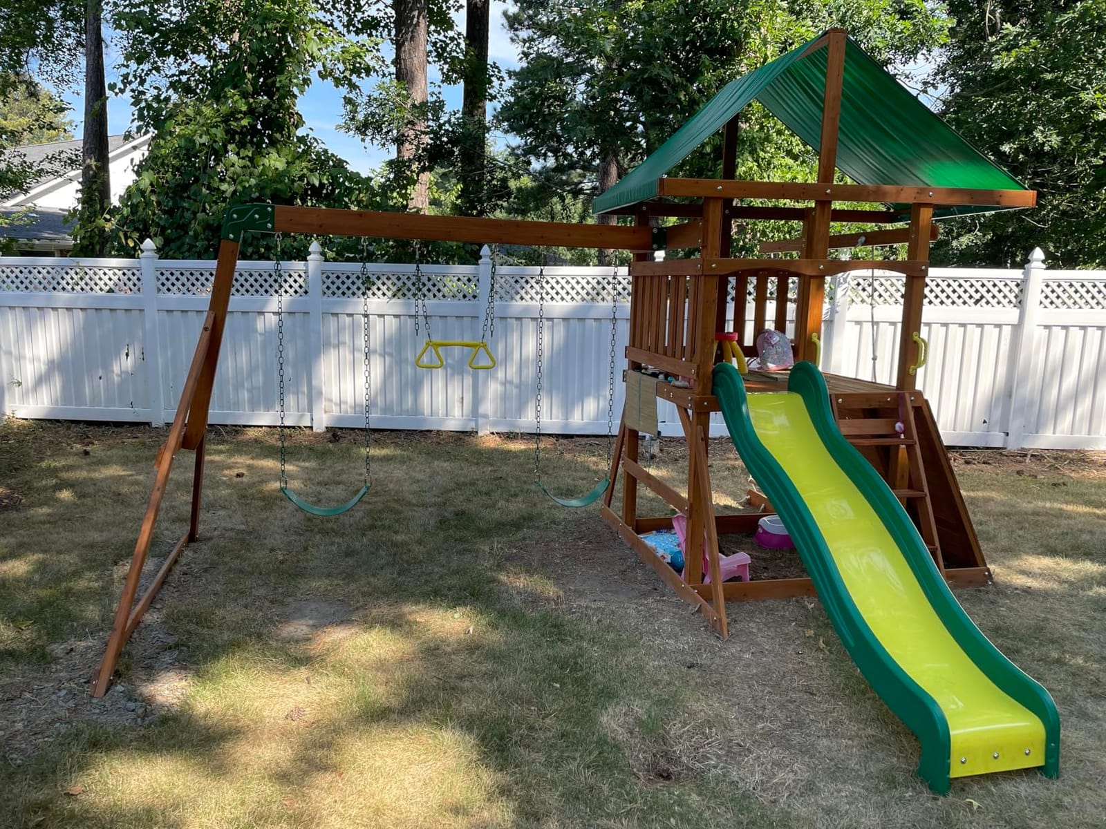 Backyard Discovery Mount Mckinley Cedar Wood Swing Set with Wave Slide, Play Deck, Double Rock Wall, Rope Ladder, Web Swing, Belt Swings, Toy Telescope, Steering Wheel, Sandbox Area, Outdoor Playset customer photo 2