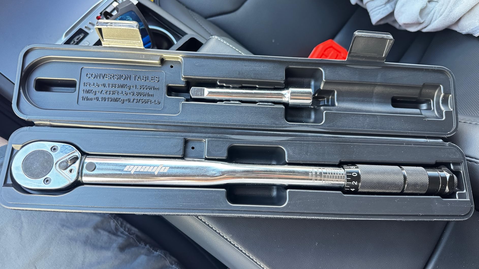 EPAuto 1/2-inch Drive Click Torque Wrench, 10-150 ft/lb, 13.6-203.5 N/m customer photo 2