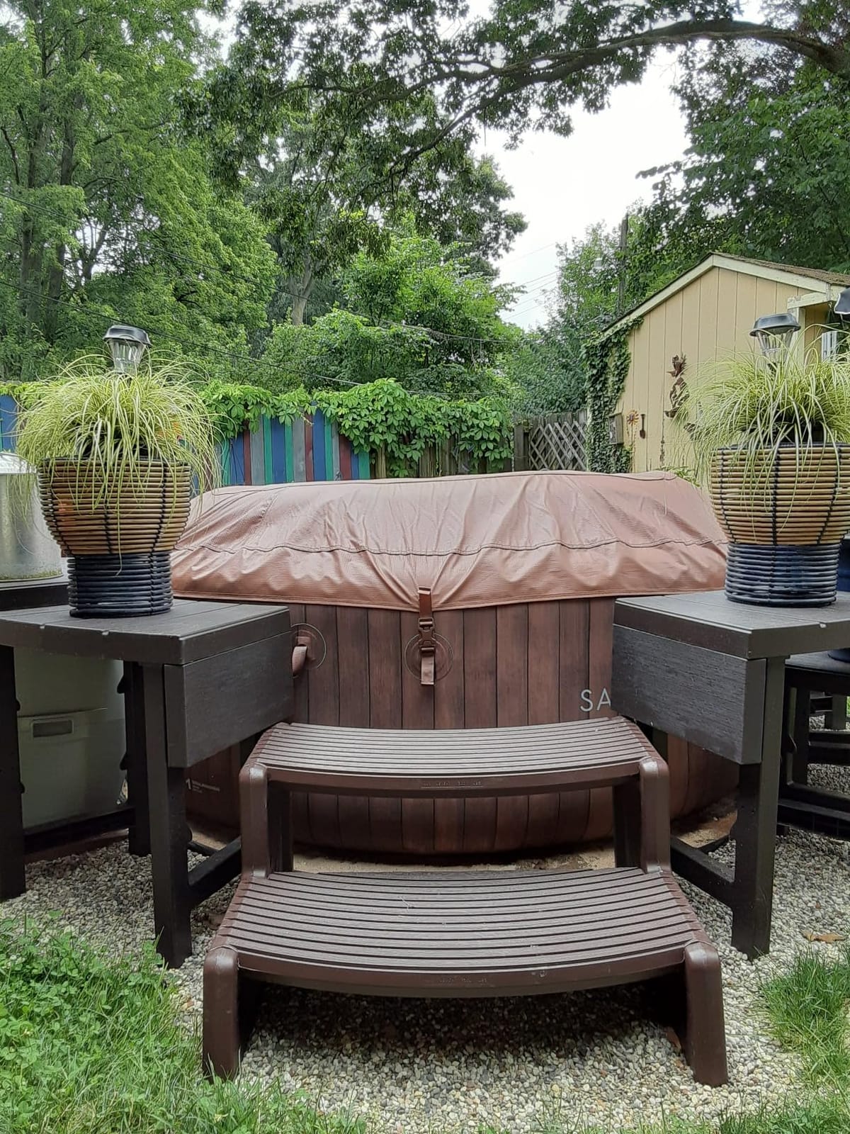 Confer Plastics Resin Multi Purpose Outdoor Non Slip Portable Spa and Hot Tub Handi-Step Deck Patio Steps Accessories, Deep Grey customer photo 1