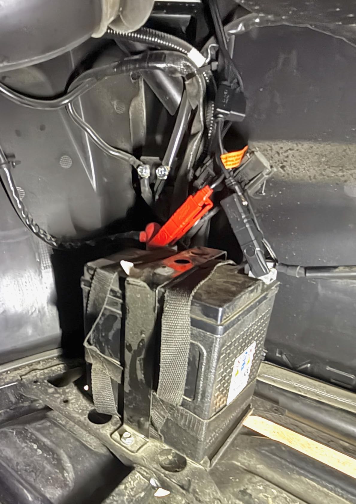 Battery Tender Junior 12V, 800mA Battery Charger and Maintainer for Lead Acid and Lithium Batteries - Switchable Battery Charger for Powersports - 022-0199-DL-WH customer photo 1
