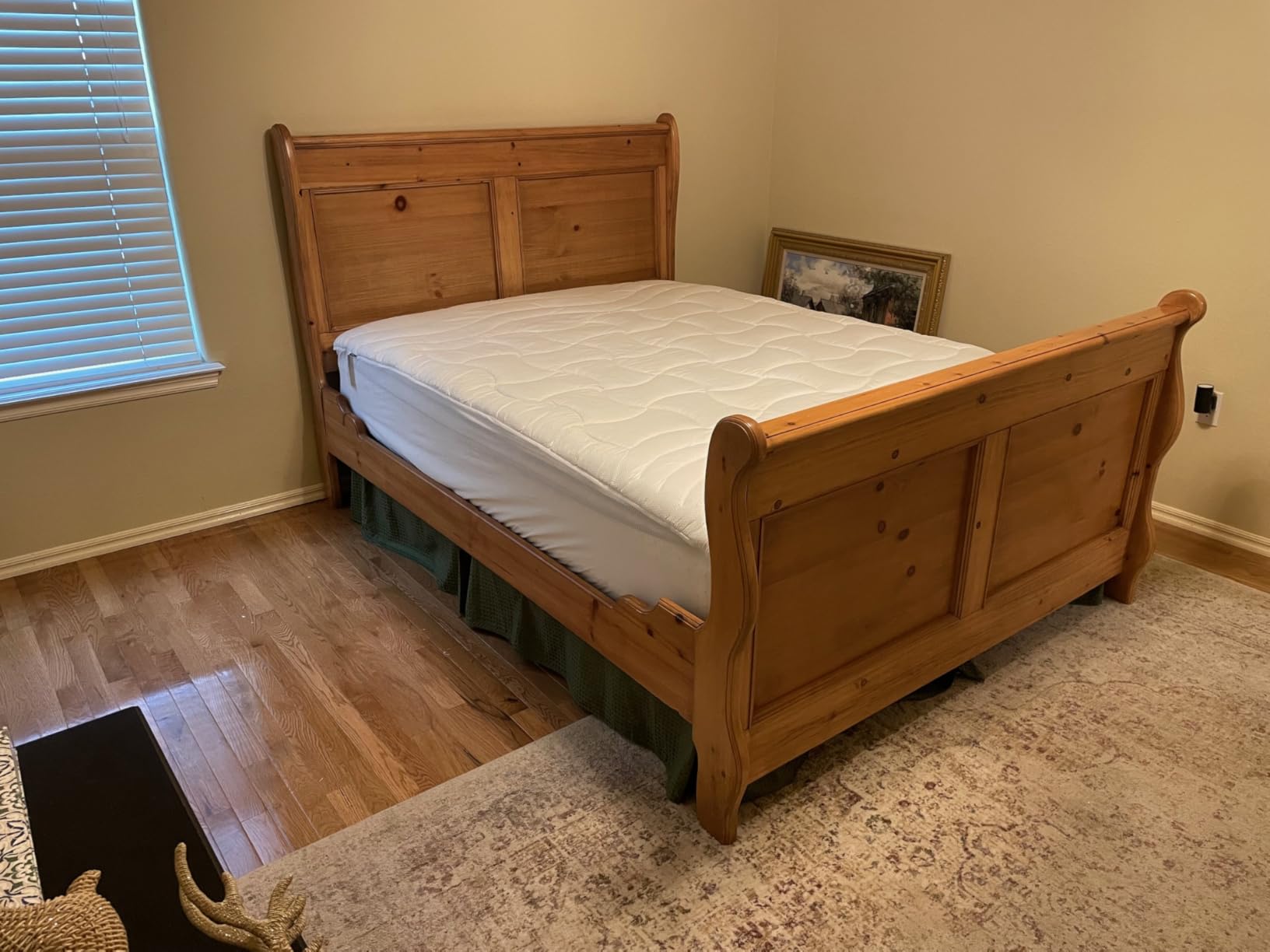 Amazon Basics Bed Frame with Storage, Foldable Metal Platform, Sturdy Steel, No Box Spring Needed, 14-inch High, Tool-Free Setup, Noise Free, Easy Assembly, Queen Size, Black customer photo 2
