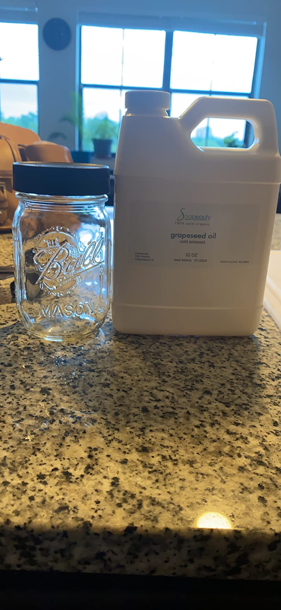Soapeauty Grapeseed Oil 100% Pure Cold Pressed Unrefined Skin Hair 32 fl oz customer photo 2