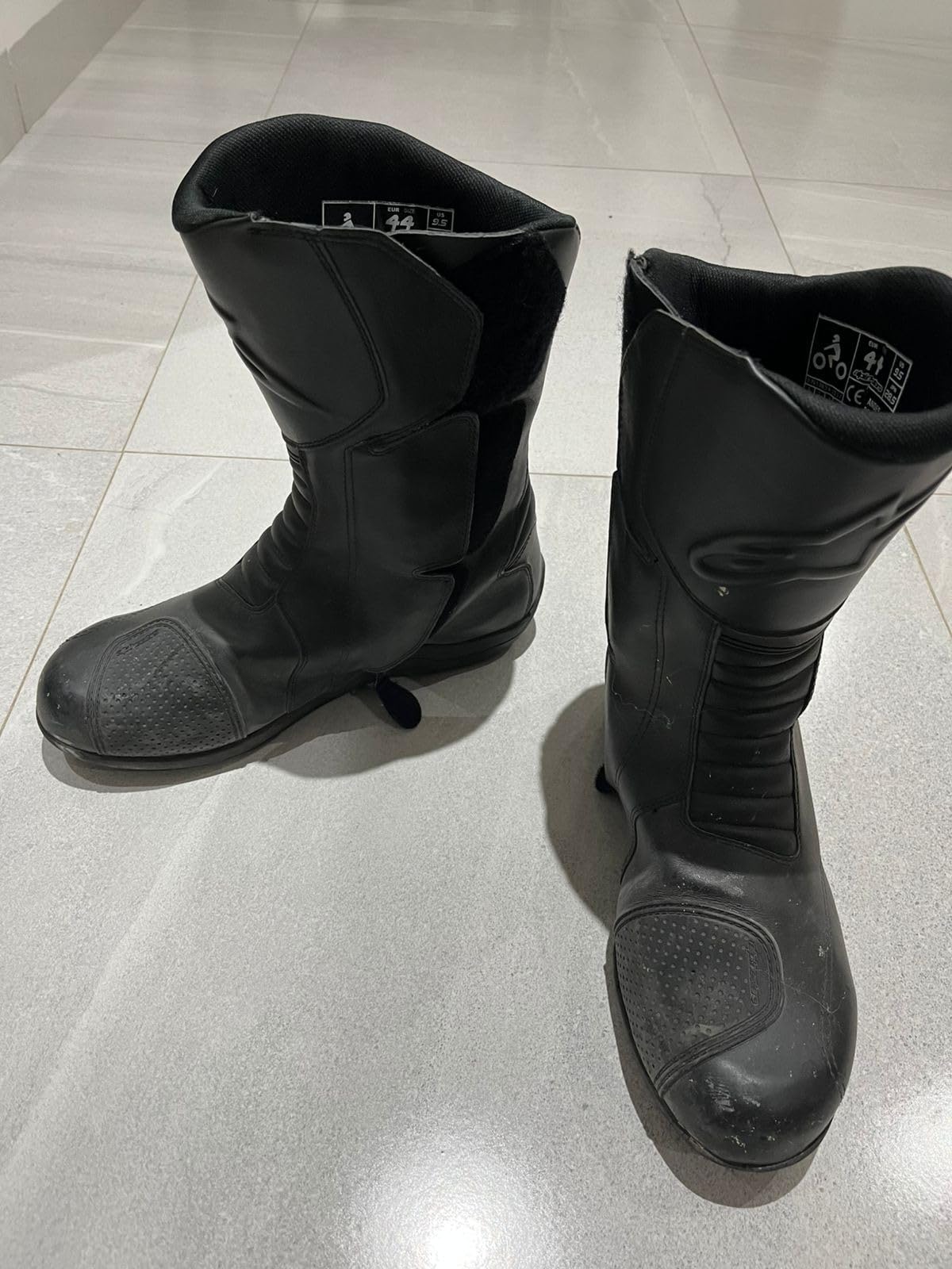 Alpinestars Andes V2 Drystar Boots, Waterproof Touring Motorcycle Boots, CE Certified Protection & Comfort customer photo 2