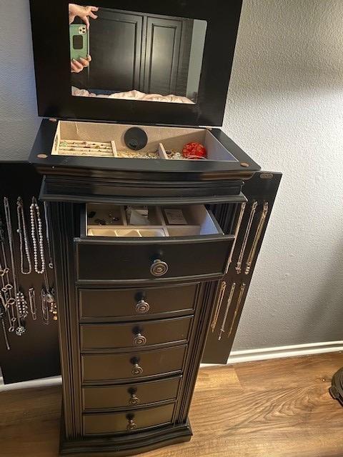 Hives and Honey Luke Standing Jewelry Armoire - Large 7-Drawer Wooden Organizer with Mirror, Side Doors, and Anti-Tarnish Lining customer photo 2
