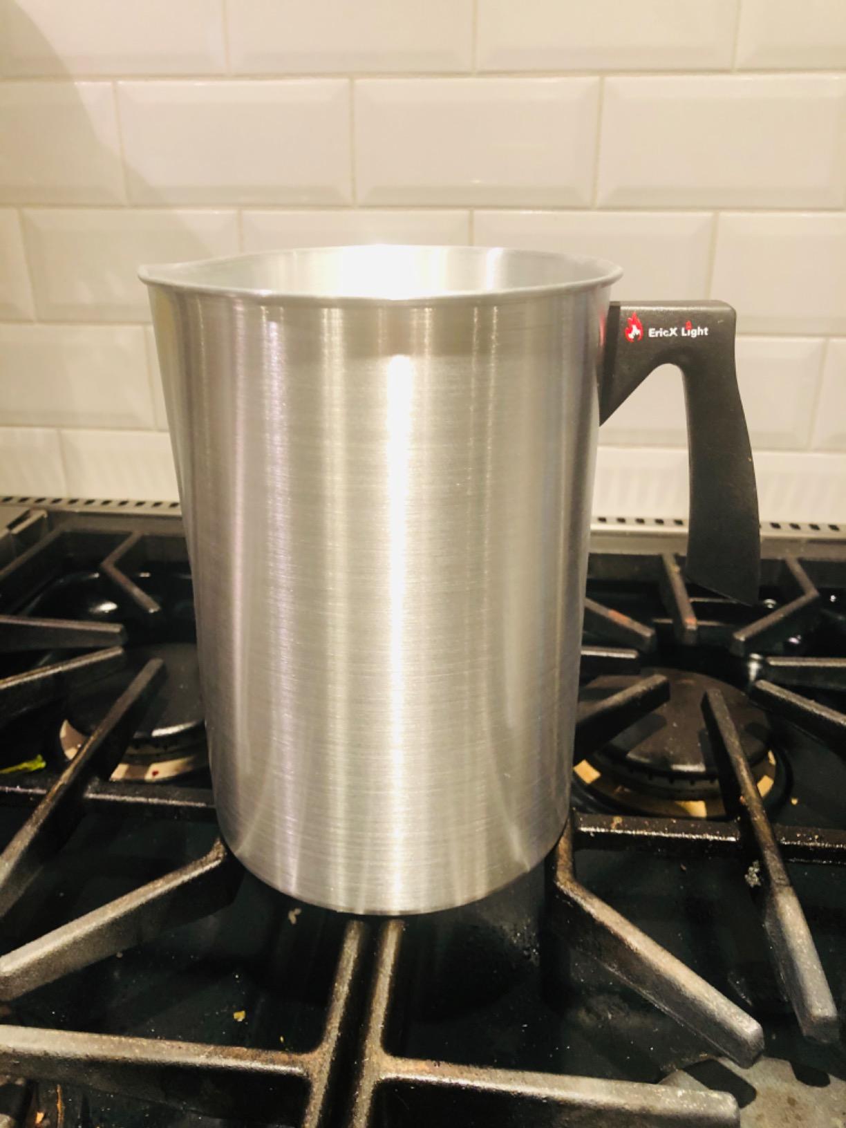 EricX Light Candle Making Pouring Pot, 4 pounds, Dripless Pouring Spout & Heat-resisting Handle Designed Wax Melting Pot, Aluminum Construction Candle Making Pitcher customer photo 2