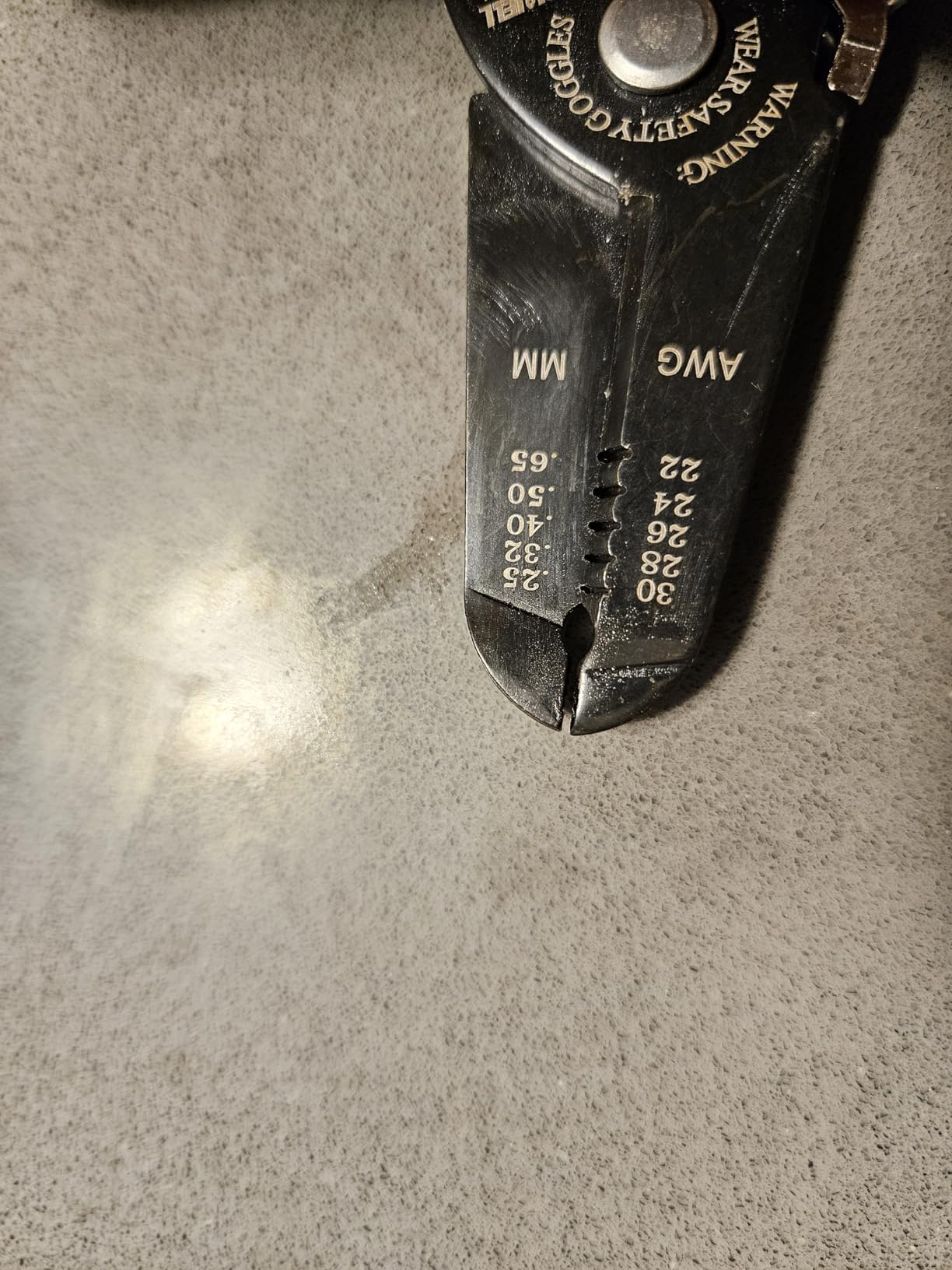 DOWELL Wire Stripper, 22-30 AWG Wire Cutter, Stripping Tool customer photo 1