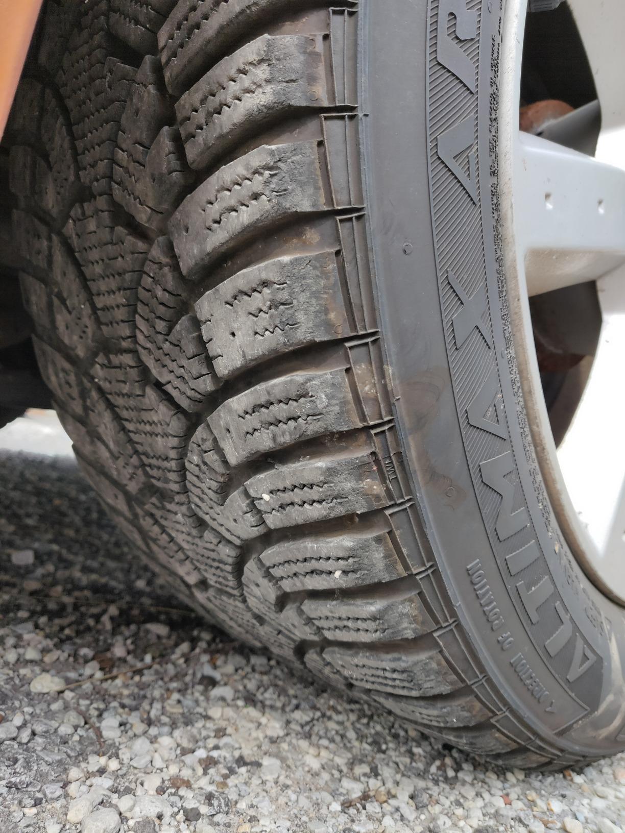 General Tire Altimax Arctic 12 Studable-Winter Radial Tire-225/60R16 102T XL-ply customer photo 2