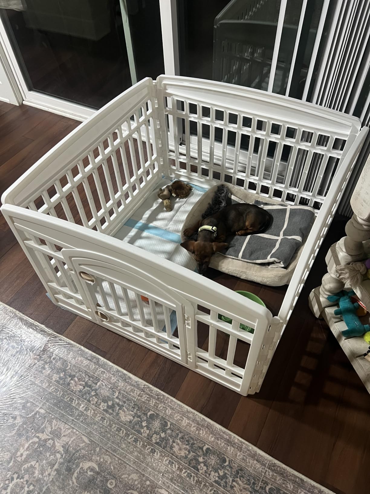 IRIS USA 4-Panel Dog Playpen, Pet Enclosure, White customer photo 2