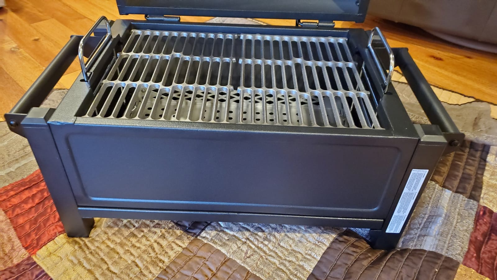 Oklahoma Joe's Rambler Portable Tabletop Charcoal Grill, 218 Sq. In. Cooking Space, Heavy-Duty Steel Construction, Cast Iron Grates, Built-In Temperature Gauge customer photo 1