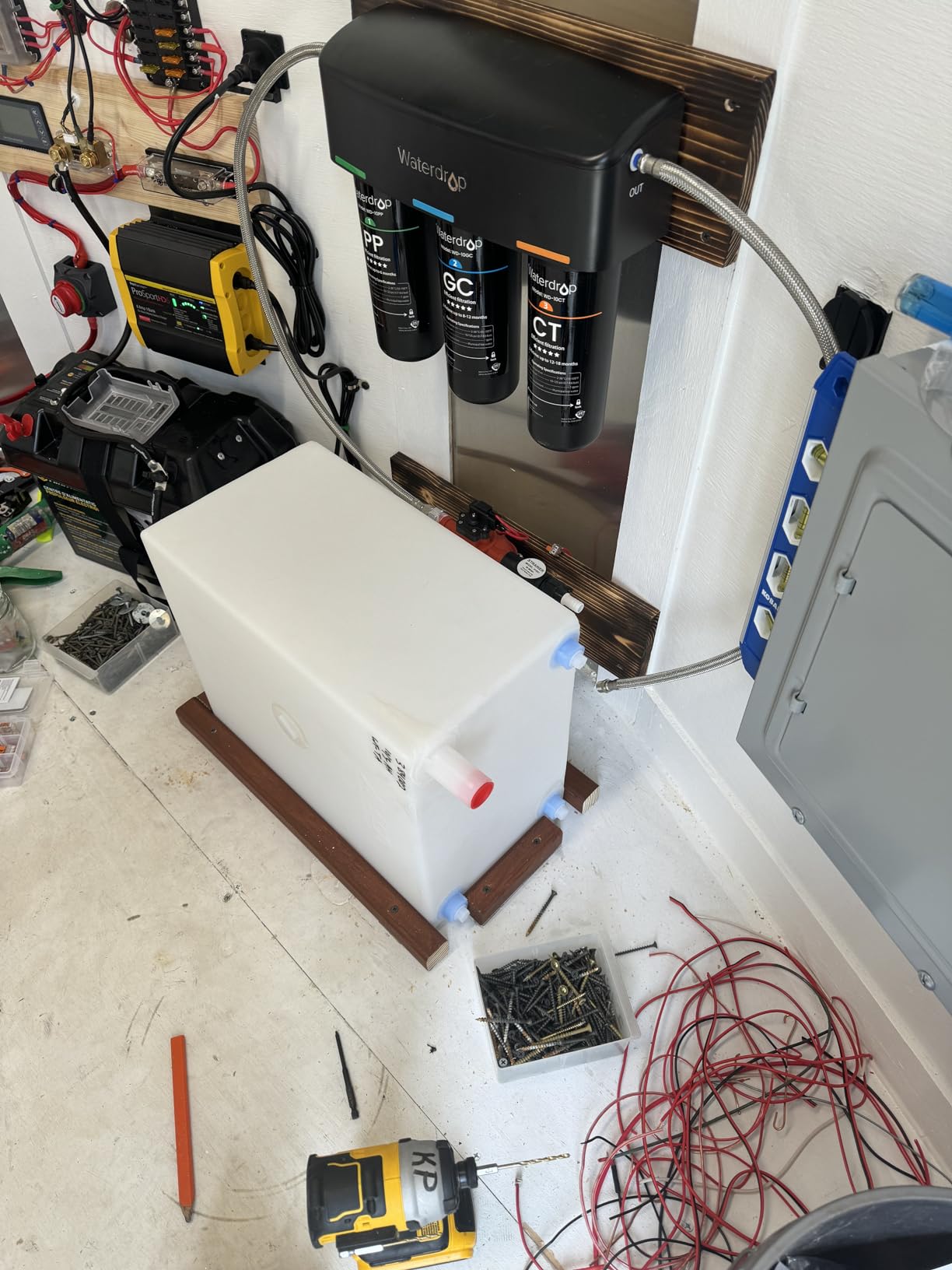 A.A 42 Gallon RV Fresh/Gray Water Tank 39