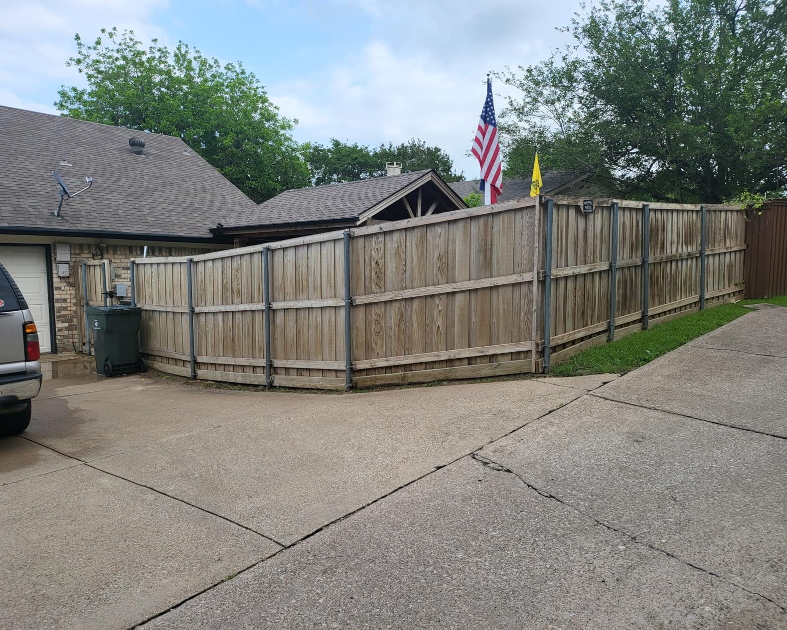Scotts 2 Gallon Lithium-Ion Battery Powered Sprayer with Pump Zero Technology, Rechargeable Lawn & Garden Tank Sprayer, Model 190567 customer photo 2