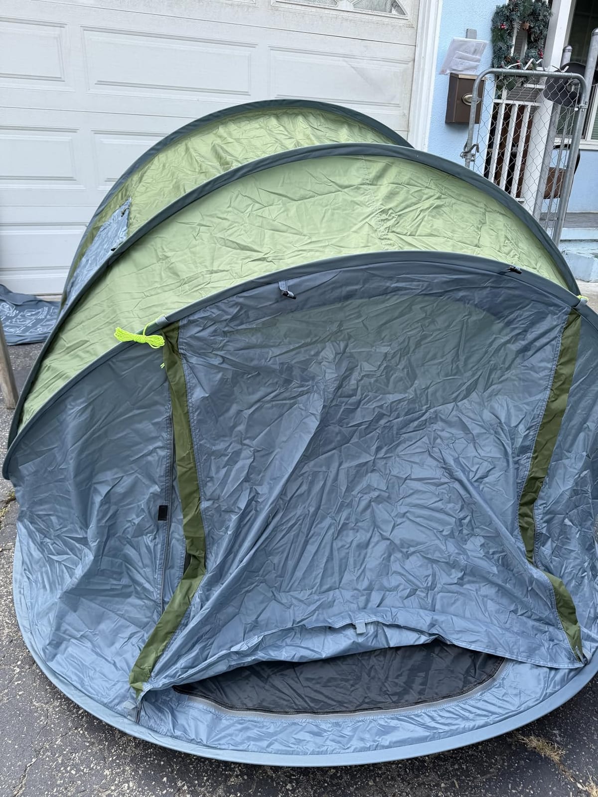 4 Person Easy Pop Up Tent,9.5’X6.6’X52'',Waterproof, Automatic Setup,2 Doors-Instant Family Tents for Camping, Hiking & Traveling customer photo 1