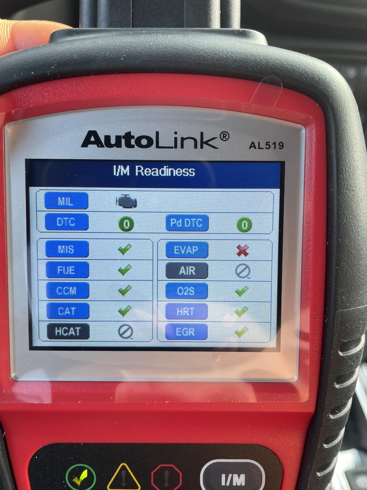 Autel AutoLink AL519 Enhanced Universal OBD2 Scanner Car Diagnostic Tool customer photo 1