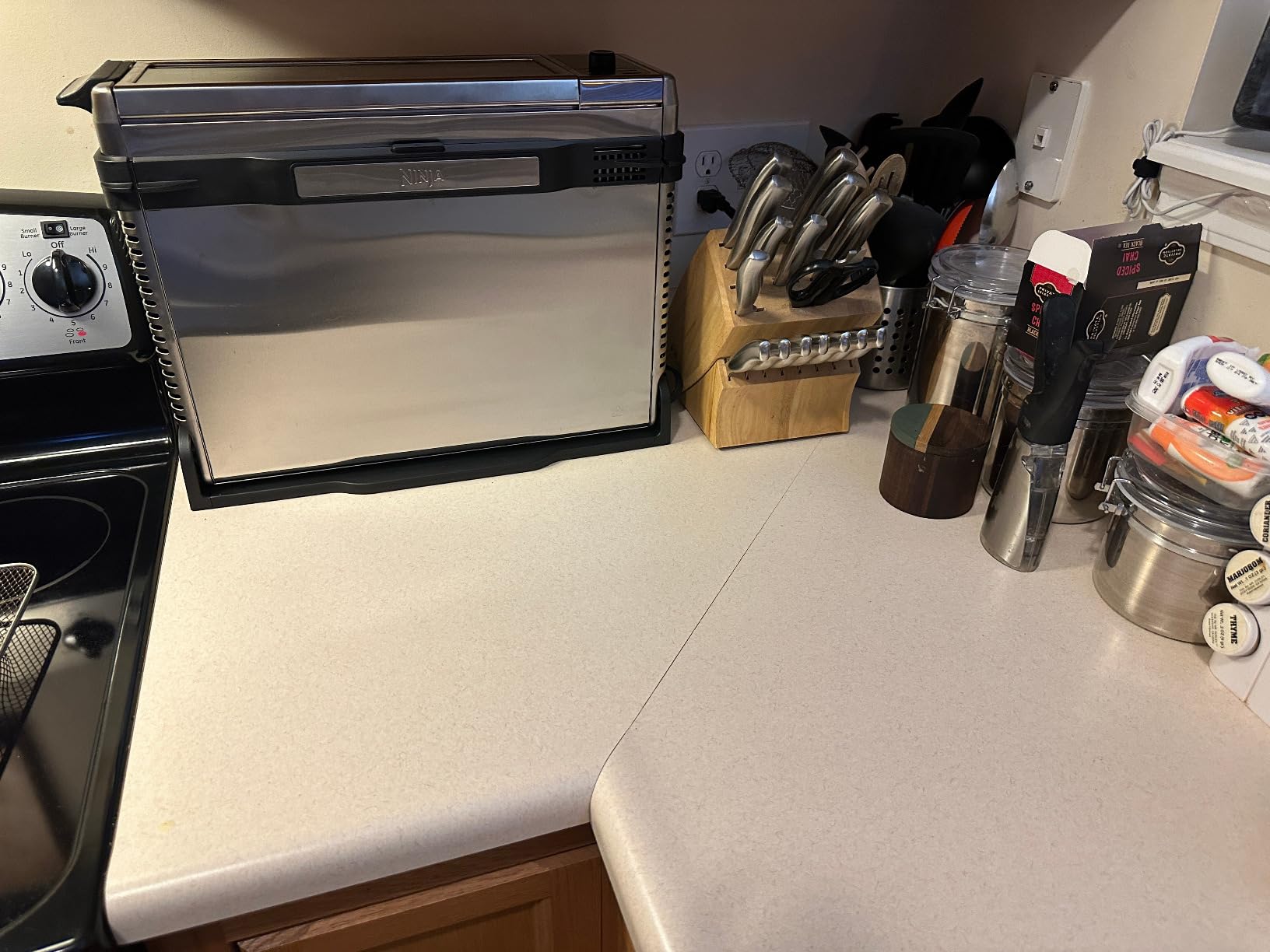 Ninja Digital Air Fry Countertop Oven, 8-in-1, XL, Silver, SP101 customer photo 1