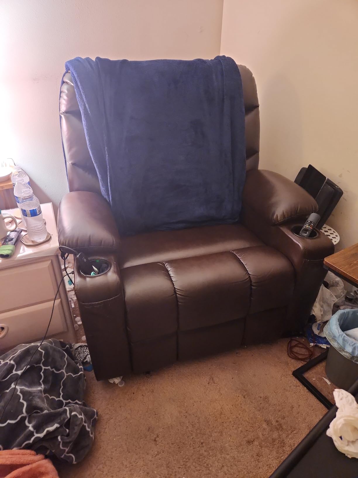 MCombo Power Lift Recliner Chair, Leather 7287 (Dark Brown, Medium) customer photo 1